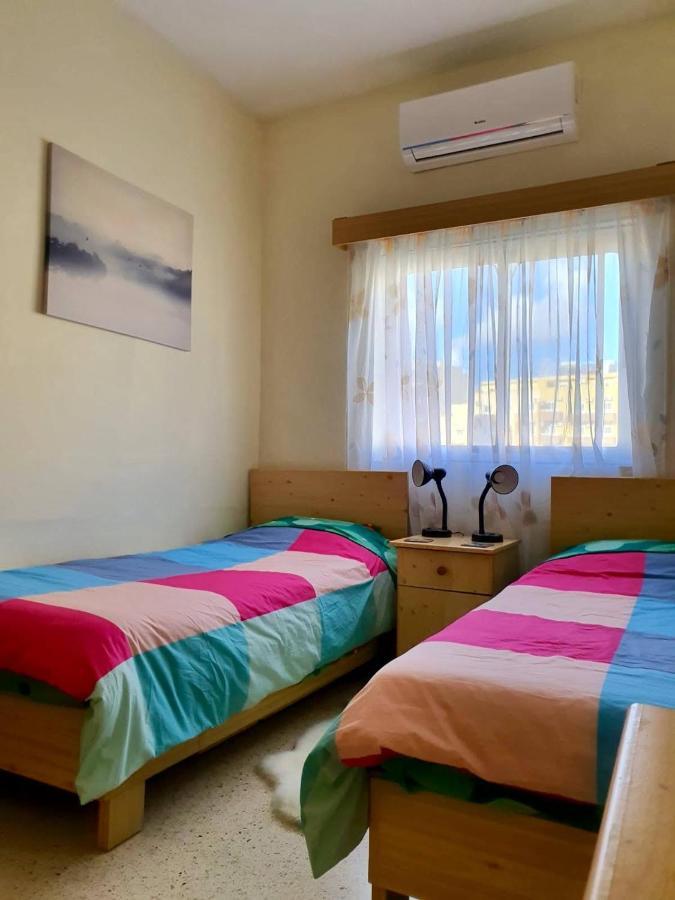 Kennedy Court - Prime Location - Bus Terminus St. Paul's Bay Exterior foto